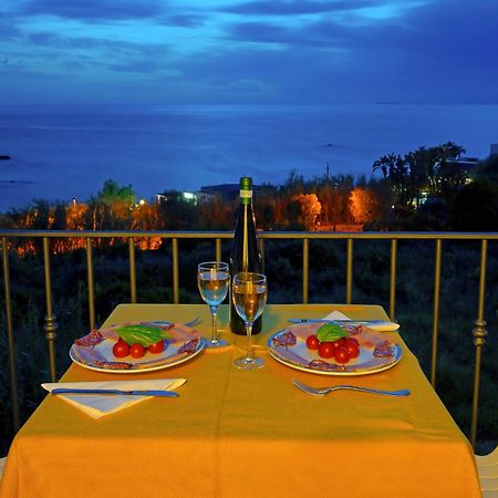 Hotel Casa Del Sole Форио Экстерьер фото