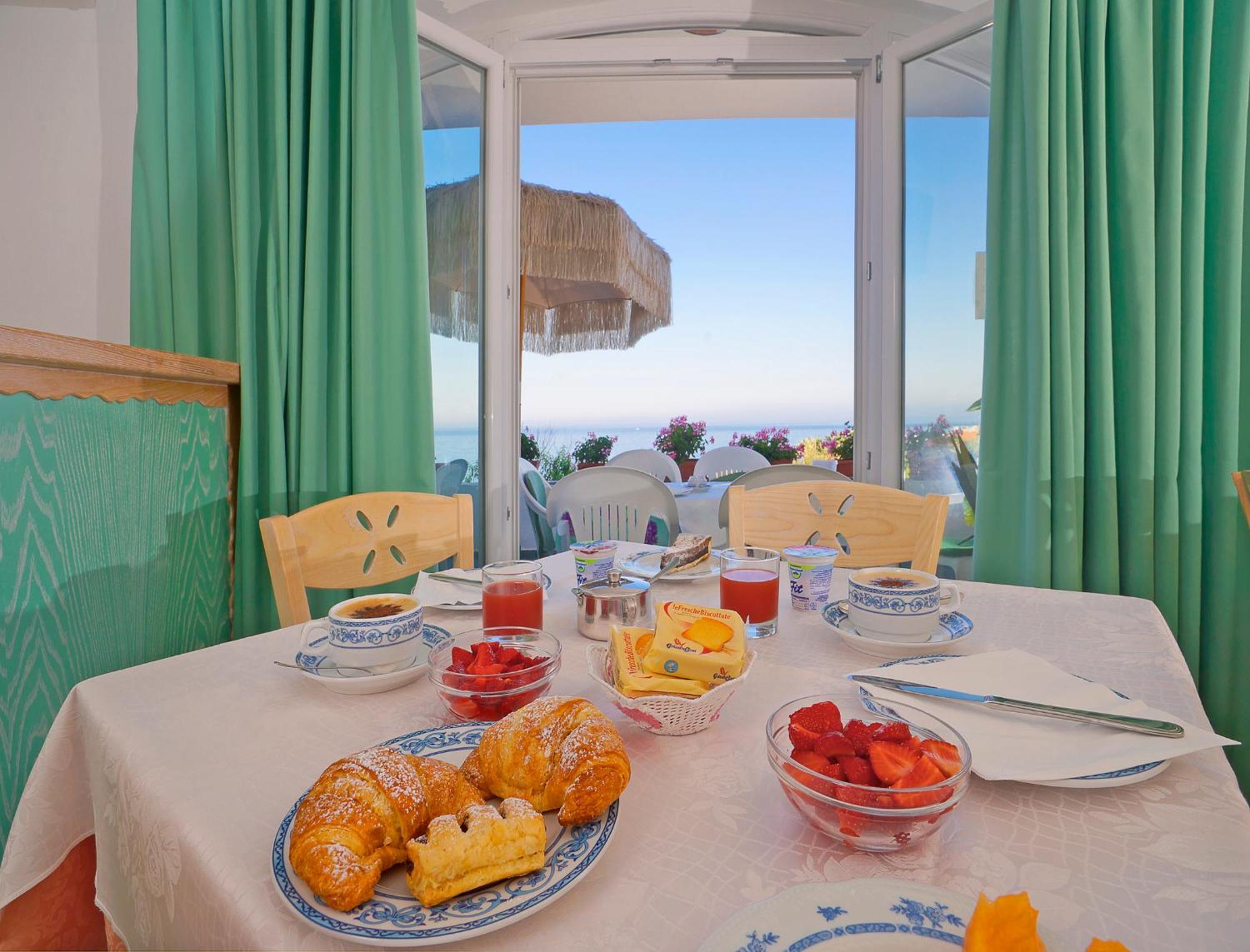 Hotel Casa Del Sole Форио Экстерьер фото