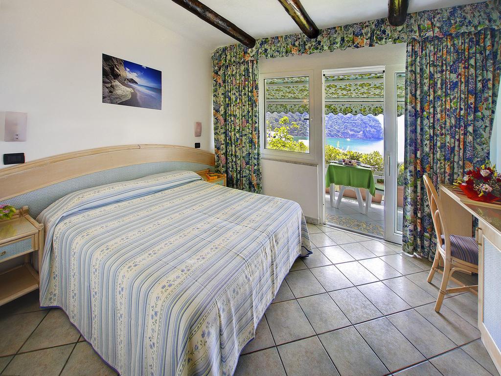 Hotel Casa Del Sole Форио Экстерьер фото