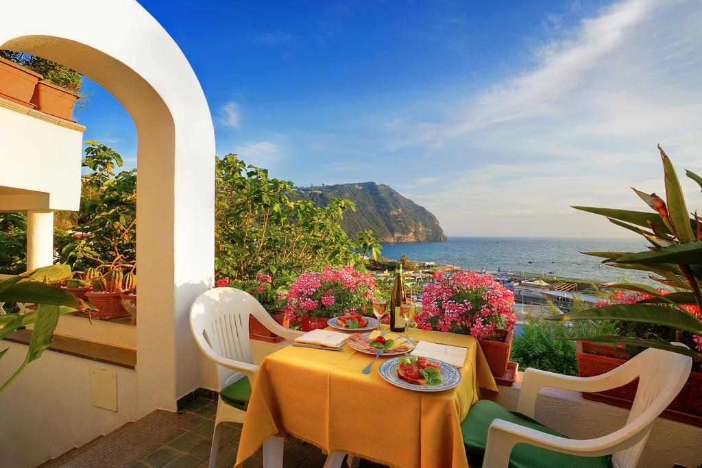 Hotel Casa Del Sole Форио Экстерьер фото